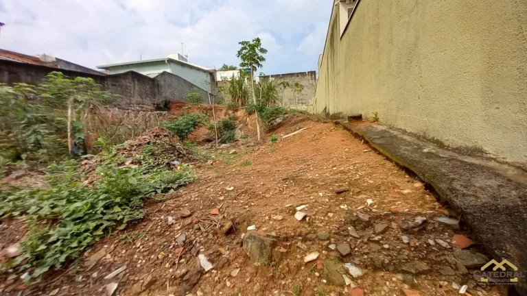 Imagem Terreno à Venda com 300m² - Jardim do Lago - Jundiaí/SP