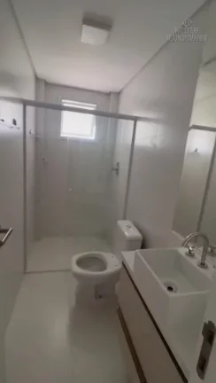 Imagem Alto Padrão no Canto do Forte, 2 Suítes, Planejados e Ar Condicionado