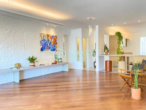 Imagem Lindo apartamento reformado em Higienópolis. São 185m² de área privativa, 03 suítes e 02 vagas ...
