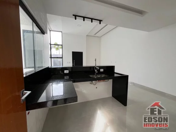 Imagem Casa 3 Quartos, 1 Suíte, Área gourmet, piscina em Itaipuaçu.