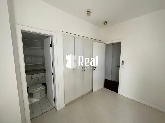 Imagem Píer e Teleférico com Acesso Privativo ao Mar