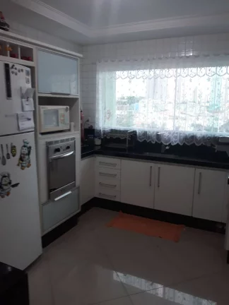 Imagem Sobrado Maravilhoso com 311 m² 3 Dormitórios sendo 3 Suítes Estuda Permuta
