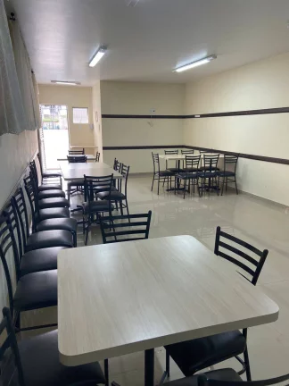 Imagem Apartamento Térreo no Portão com 3 Quartos - R$350 mil