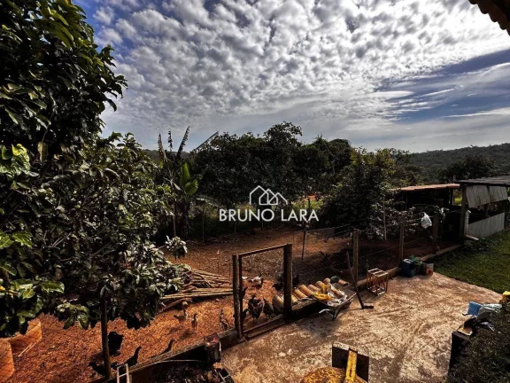 Imagem Sítio à venda em Mateus Leme bairro Portal Serra Azul.