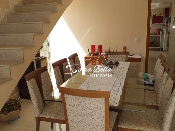 Imagem Casa com 4 dormitórios à venda, 122 m² por R$ 950.000,00 - Bom Retiro - Teresópolis/RJ