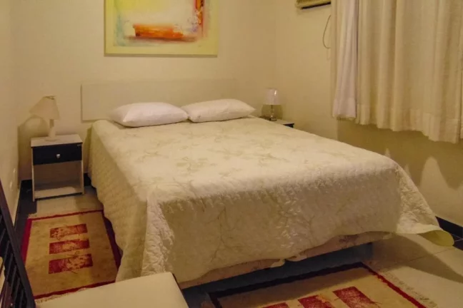 Imagem Apartamento com 4 dormitórios à venda, 200 m² por R$ 1.600.000,00 - Pitangueiras - Guarujá/SP