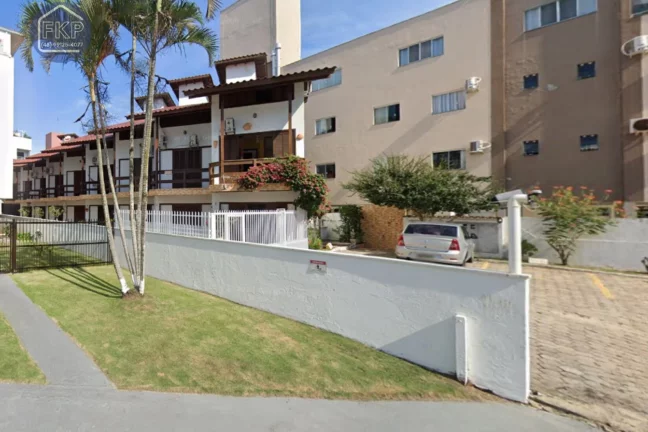 Imagem Casa Geminada Triplex!