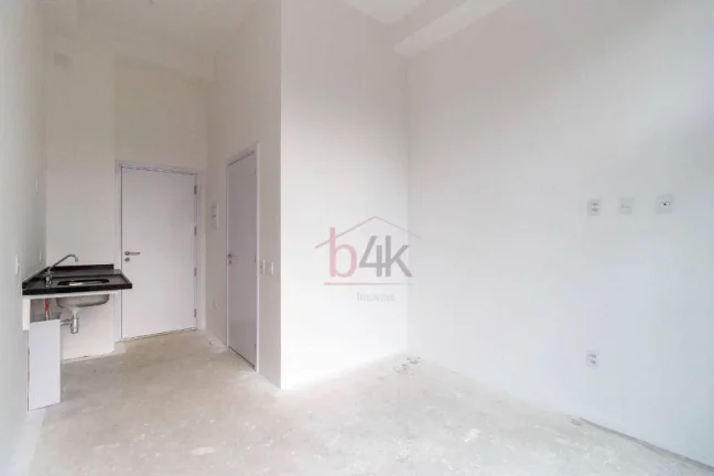 Imagem Studio Versa Brooklin: 22m² com Pé-Direito de 3,20m a Passos do Metrô