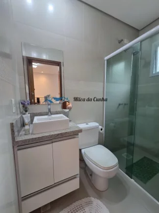 Imagem Linda Casa à Venda, com 4 dormitórios, 2 suítes, com 249m² com jardim, com 4 vagas, Vila Gilda, Santo André