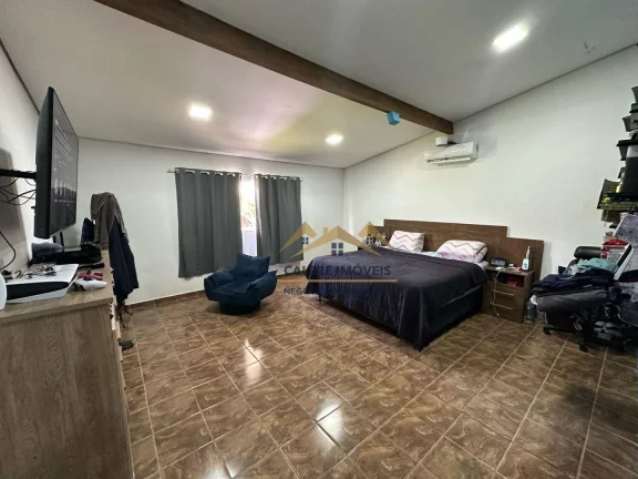 Imagem Chácara com 6 dormitórios à venda, 4607 m² por R$ 850.000,00 - Vale dos Lagos - Tatuí/SP