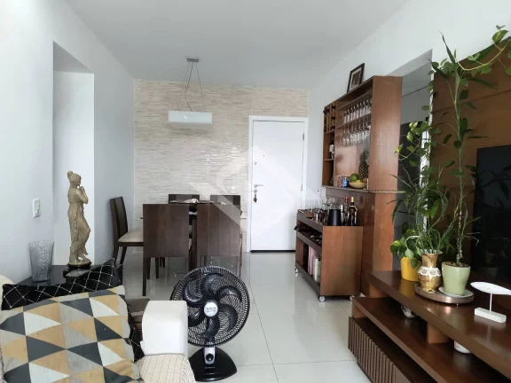 Imagem Apartamento 2 Quartos com Dependência no Condomínio Barra One Barra