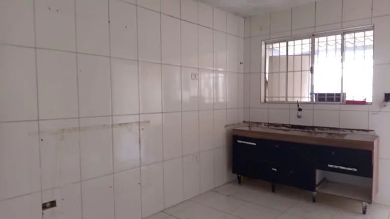 Imagem VENDO CASA COM QUINTAL NO BAIRRO CAMPO GRANDE!