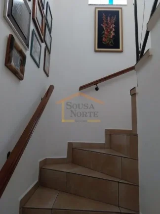 Imagem Casa em Condomínio fechado, 93m², 2 dormitórios, sala para 2 ambientes, 2 banheiros, sendo 1 lava...