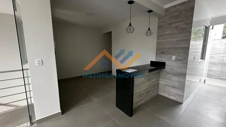 Imagem Casa com 3 quartos e 2 vagas de garagem no Imbaúbas