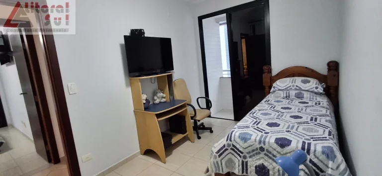 Imagem Apartamento à venda em Praia Grande-SP, Tupi: 3 quartos, 1 suíte, 1 sala, 3 banheiros, 2 vagas, 130m². Confira já!