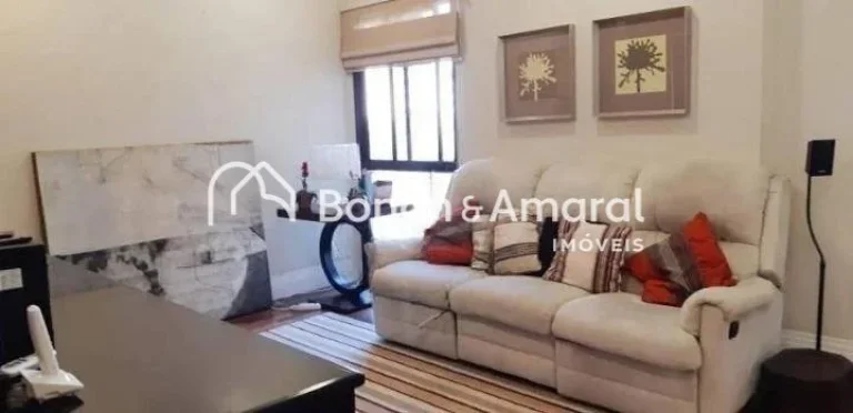 Imagem Apartamento com 3 quartos e 5 banheiros à venda, Cambuí

Lindo e excelente apartamento, reformado ...