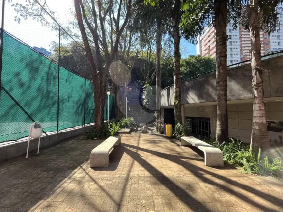 Imagem Cobertura à venda ou para alugar com 3 quartos, sendo 3 suítes, no condomínio Quintas Do Morumbi, São Paulo - SP