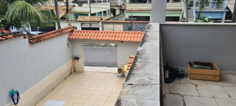 Imagem Casa para Venda em Rio de Janeiro, Campo Grande, 4 dormitórios, 1 suíte, 3 banheiros, 5 vagas