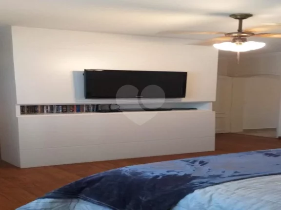 Imagem Casa à venda com 4 quartos, sendo 3 suítes, em Butantã, São Paulo - SP