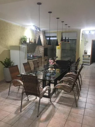 Imagem Casa com 4 dormitórios à venda, 240 m² - Vila Suzana - São Paulo/SP