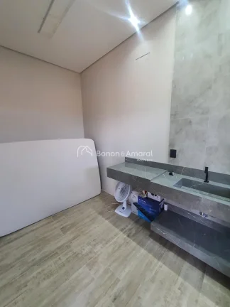 Imagem Sobrado de fino acabamento em Paulínia.

Excelente sobrado, com acabamento de muito bom gosto, ambi...