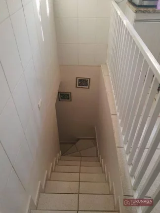 Imagem Sobrado com 3 dormitórios à venda, 337 m² por R$ 470,000 - Jardim Santa Lídia - Guarulhos/SP