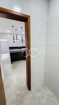 Imagem Ibiti Royal Park - Venda Casa Térrea | AT 250m² | AC 160m² | 3 Dorm | 1 Suíte | 4 Banheiros | 4 Vagas