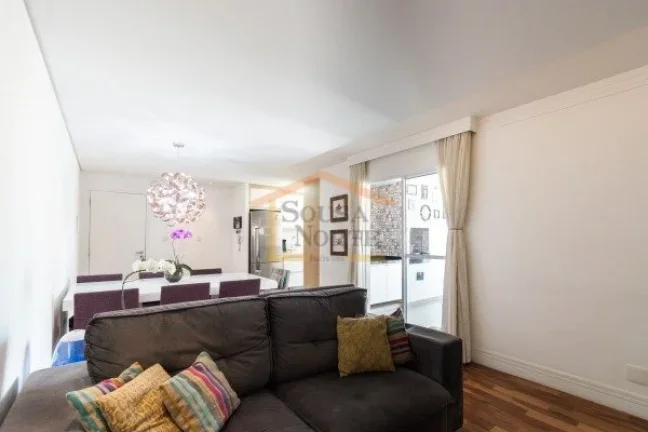 Imagem Apartamento de 88m² com 3 dormitórios, sendo 1 suite, 2 banheiros, 2 vagas e depósito. Possui sal...