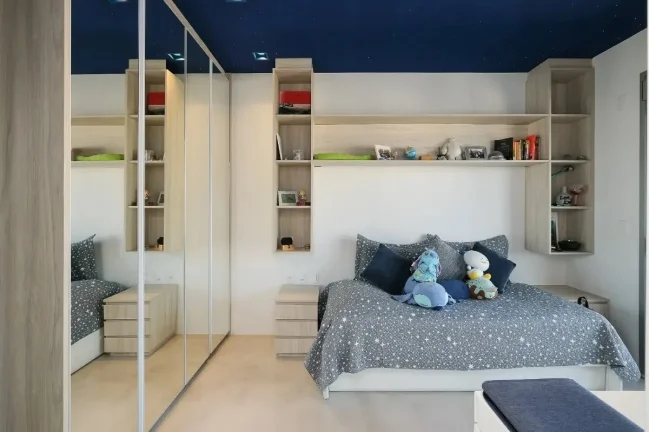 Imagem Apartamento 175M², 3Q, 3 Suítes, 4 Banheiros, 2 Vagas, Varanda, Academia, Piscina, Churrasqueira, Coworking, Deck Molhado, Brinquedoteca, Playground.