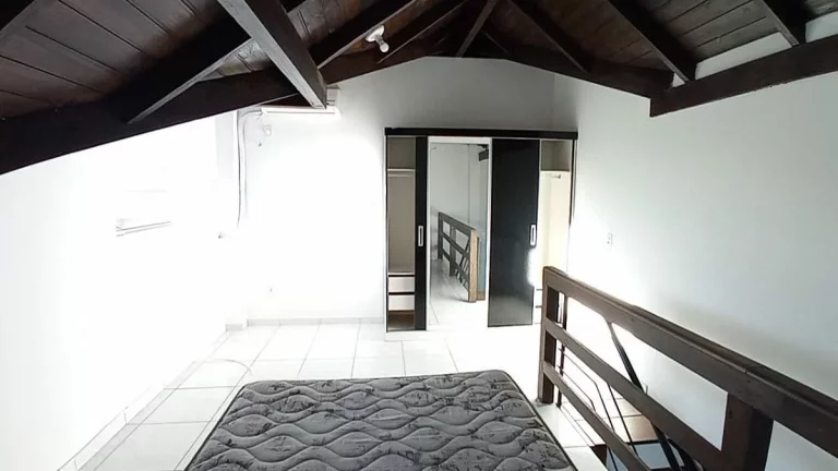 Imagem Apartamento Duplex 1 Dormitório com 40m2, Garagem, 600m da UFSC, Aceita Pets. Carvoeira/Saco dos Limões. Florianópolis/SC.