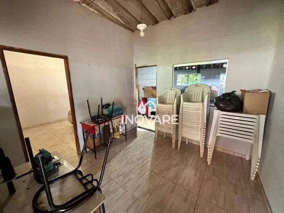 Imagem Imóvel Comercial localizado no setor Dona Sínica em Itumbiara-Go contendo 02 Pontos comerciais e 03 casas residenciais