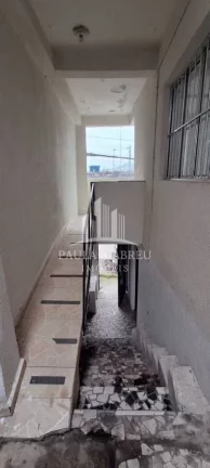 Imagem Sobrado 126m², 2 Casas 4 e 5 Cômodos (1 Suíte com Sacada), 2 Vagas, Escritura, Planejados no Jardim Canadá, Mauá-SP