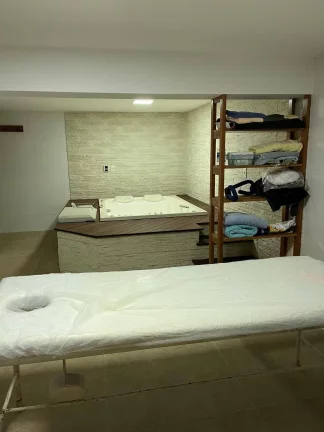 Imagem Vendo esta luxuosa casa no bairro Conego . Nova Friburgo.