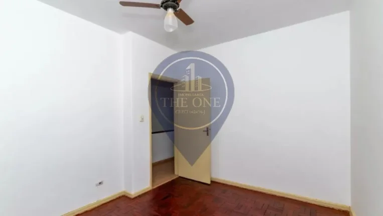 Imagem Imóvel de 3 quartos na Vila Anglo Brasileira, São Paulo-SP: casa com 2 salas, 2 banheiros, 3 vagas de garagem e 170,00 m² de área.