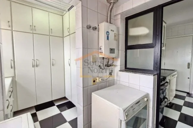 Imagem Apartamento com 3 dormitórios, sendo 3 suítes com closet, ambientes amplos, bem iluminados e venti...
