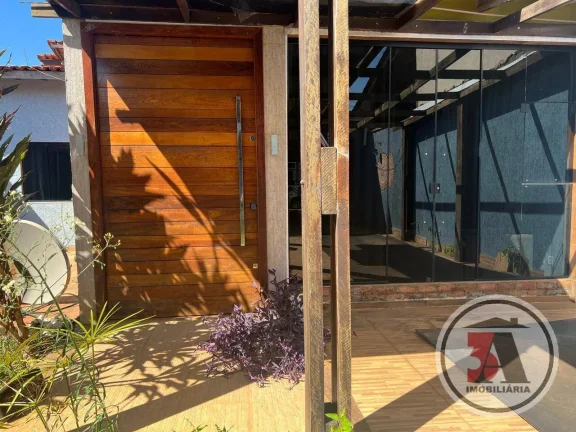 Imagem Casa bem localizada no Conj. Alphaville