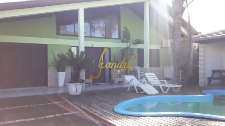 Imagem Perfeita casa para suas ferias em família! com 3 dormitórios com dois terrenos