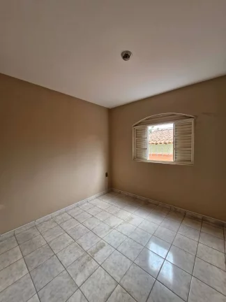 Imagem CASA COM EDÍCULA NO JARDIM MARAJOARA - PILAR DO SUL - SP
