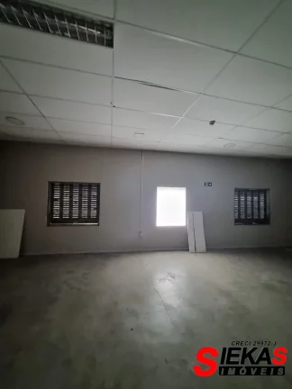 Imagem Galpão comercial de alto padrão em Vila Gomes Cardim, São Paulo-SP: 4 salas, 10 banheiros, 6 vagas de garagem, 6.100m² de área