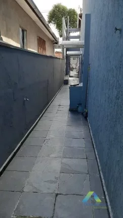 Imagem SANTO ANDRE Excelente casa com Salão comercial 268 metros, 5 dormitórios, salão comercial 1vaga ótima localização, e valor !!!