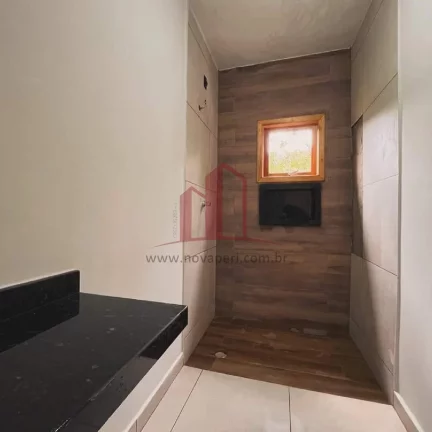 Imagem Imperdível oferta de casa em condomínio com 4 quartos no Jardim Lago da Cantareira, Mairiporã-SP: 4 suítes, 2 salas, 3 vagas, 330m²!