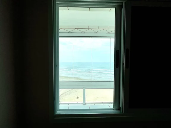 Imagem Maravilhoso apartamento com dois dormitórios Maracanã - Praia Grande - SP