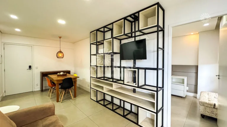 Imagem Apartamento mobiliado para alugar com 1 suíte e 1 vaga 49m² - R$5.172,00 pacote Alphaville - Barueri/SP