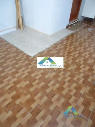 Imagem Sobrado comercial com 11 salas, 2 elevadores, cozinha , 6 banheiros, 2 vagas de garagem, portão eletrônico, sistema verisure e câmeras instalado.