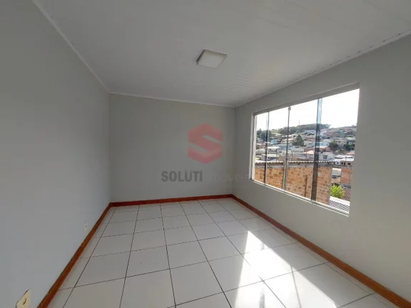 Imagem Casa com terreno amplo, em Jardim Rondinha, Campo Largo/PR