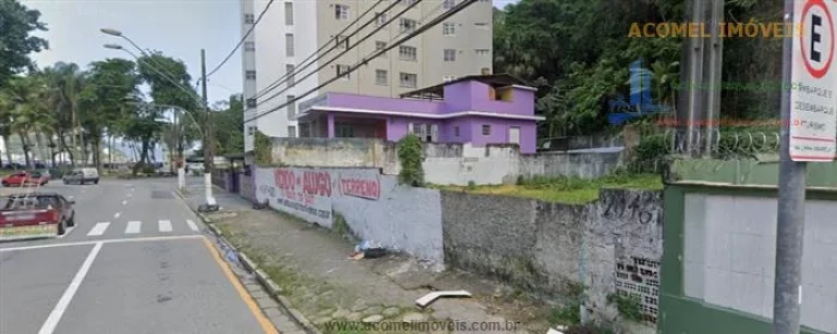 Imagem Terrenos em frente à Praia para venda em São Vicente no bairro Centro