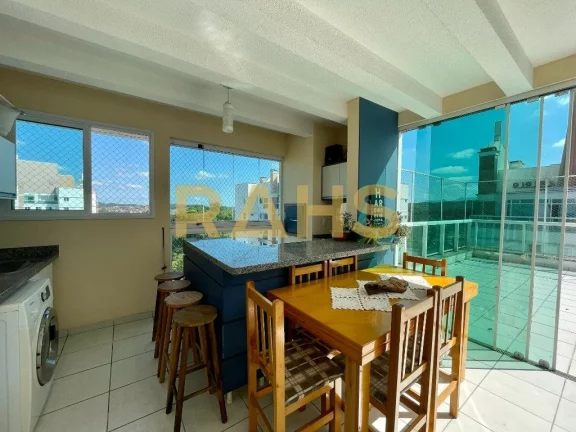 Imagem Cobertura Semi-mobiliada à venda com 1 suíte e 2 quartos, 2 vagas individuais de garagem no melhor...