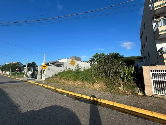 Imagem Terreno relevo plano à venda em Bombinhas SC