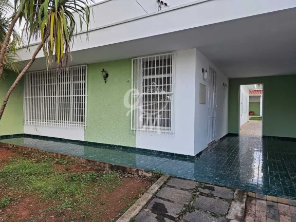 Casa em área Residencial e Comercial - 340m²
