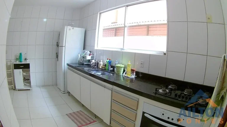 Imagem Apartamento com 3 Quartos à Venda Frente p/ Mar na Praia do Morro - Guarapari/ES